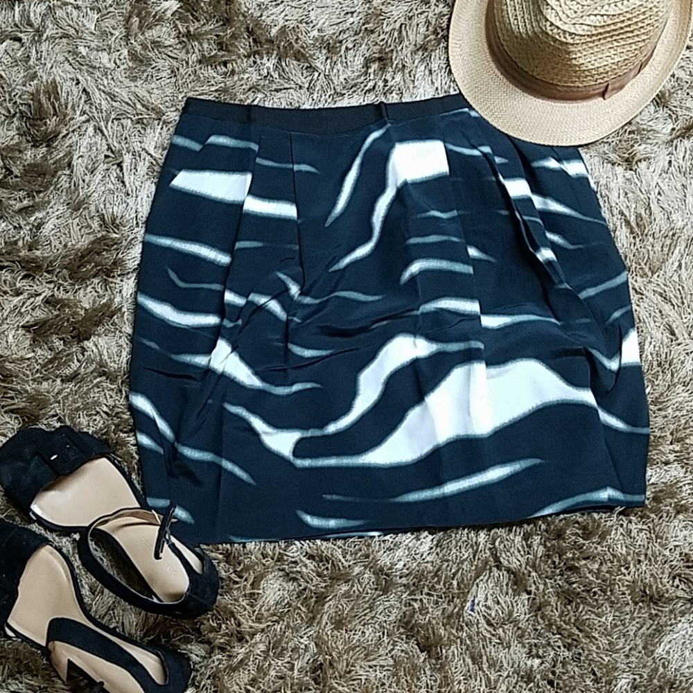 Cluny 100% silk bubbles style skirt, sz 10